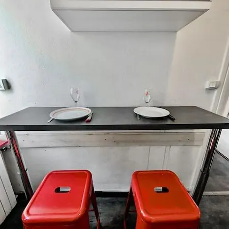 Superbe - Centre&equipée Avec Wifi *